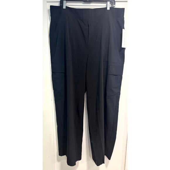 NWT ATHLETA Brooklyn Heights Cargo Pants Black Active Athleisure Size 20 - Picture 3 of 7